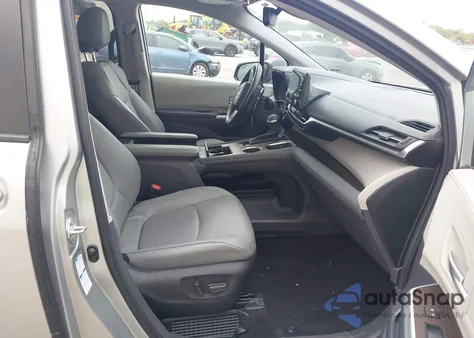 2022 Toyota Sienna Xle z USA, uszkodzony, nr VIN 5TDYSKFC8NS063233